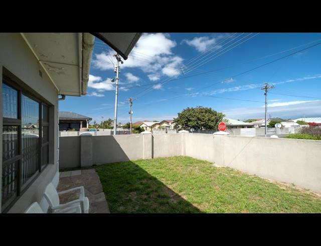 3 BEDROOM HOUSE FOR SALE IN CHURCHILL ESTATE